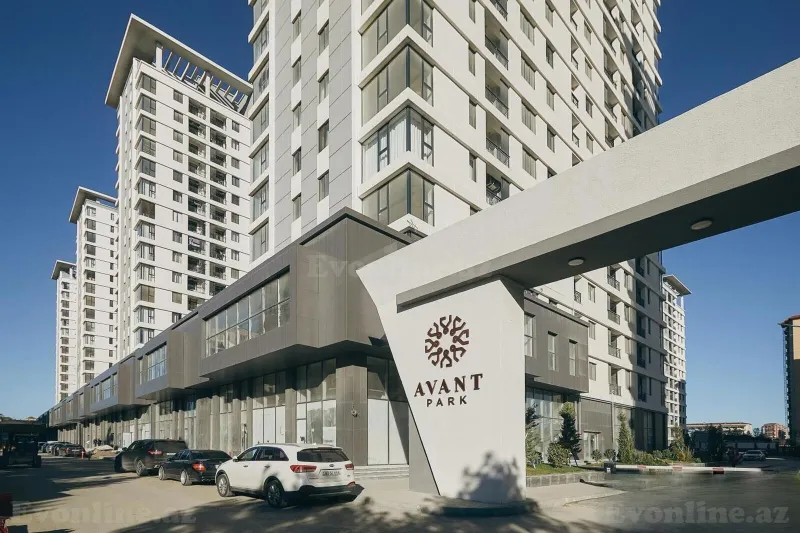 6 otaqlı Mənzil 156 m² 20 Yanvar m. Satılır