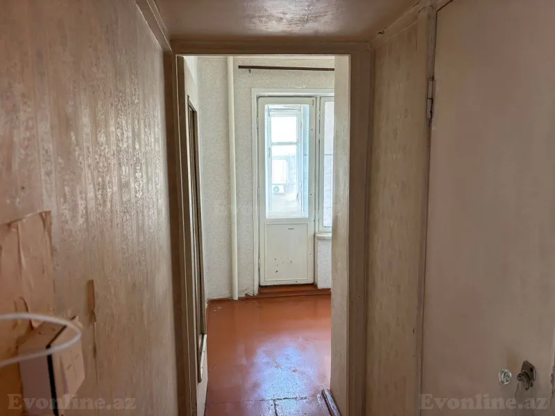 2 otaqlı köhnə tikili mənzil satılır — 8-ci mikrorayon, Bakı - şəkil 11