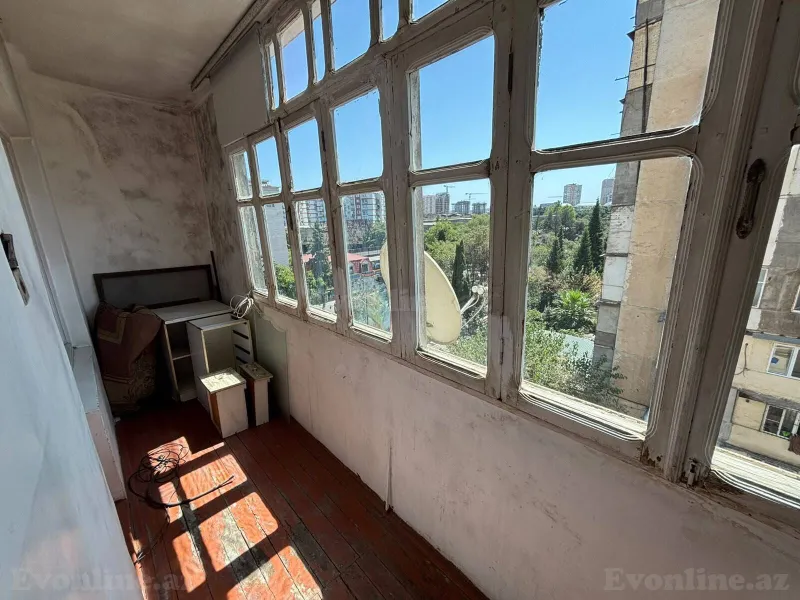 2 otaqlı köhnə tikili mənzil satılır — 8-ci mikrorayon, Bakı - şəkil 13