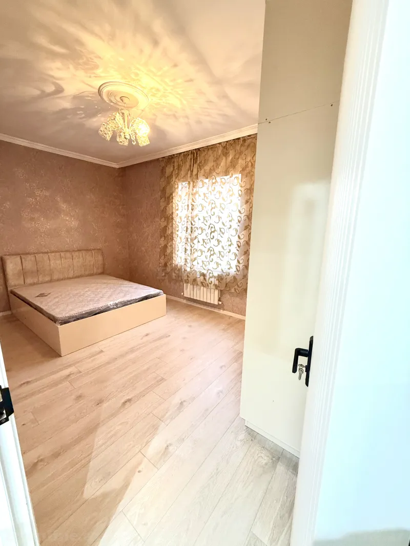 3 otaqlı Həyət evi 70 m² Xırdalan Kirayə verilir