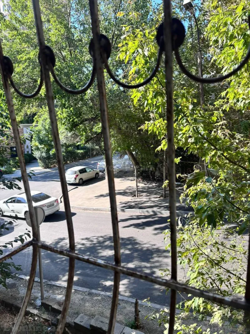 1 otaqlı köhnə tikili mənzil kirayə verilir — Nizami m., Bakı - şəkil 5
