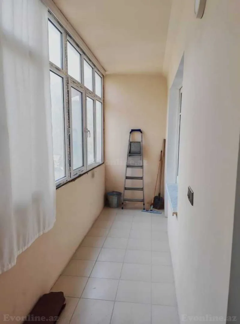 3 otaqlı köhnə tikili mənzil satılır — Xalqlar Dostluğu m., Bakı - şəkil 6