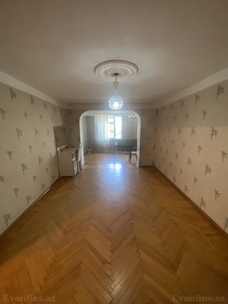 2 otaqlı Mənzil 80 m² Elmlər Akademiyası m. Kirayə verilir