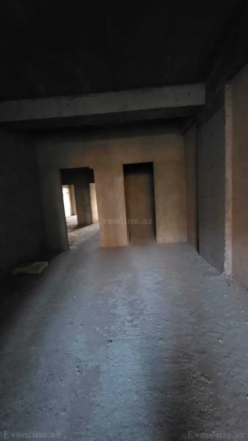 3 otaqlı Mənzil 106.7 m² Qara Qarayev m. Satılır