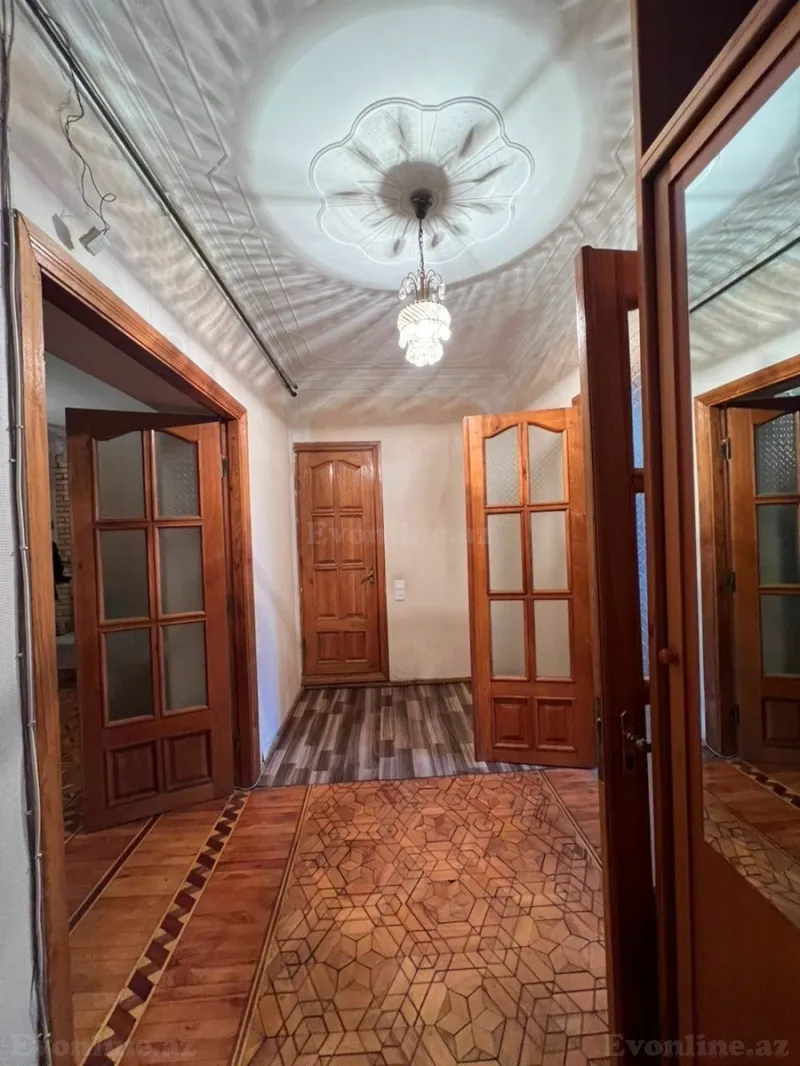 4 otaqlı köhnə tikili mənzil kirayə verilir — Yasamal r., Bakı - şəkil 8