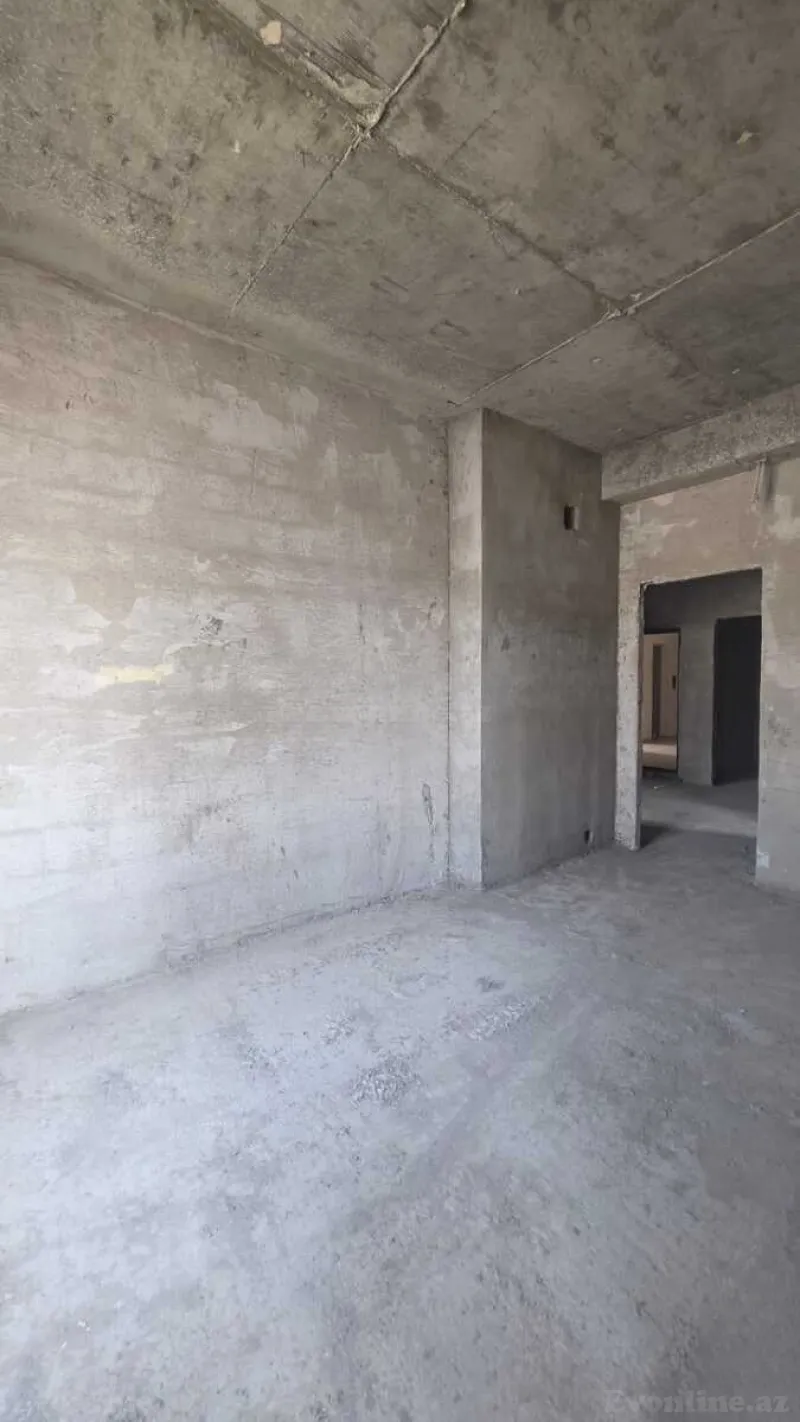 2 otaqlı Mənzil 96 m² Qara Qarayev m. Satılır
