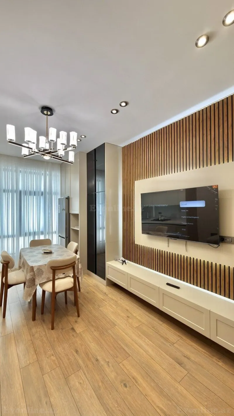 2 otaqlı Mənzil 66 m² Bakmil m. Kirayə verilir