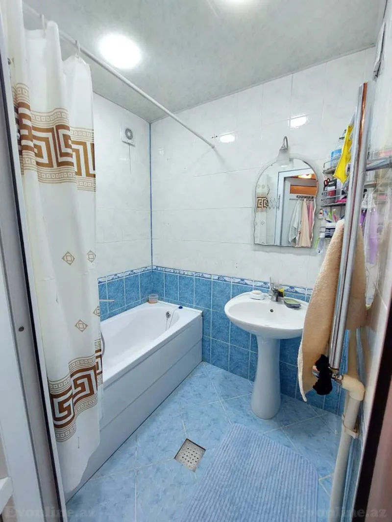 4 otaqlı köhnə tikili mənzil satılır — Qaraçuxur, Bakı - şəkil 18
