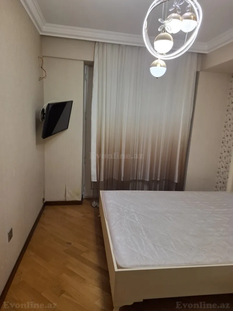 3 otaqlı köhnə tikili mənzil kirayə verilir — Nərimanov r., Bakı - şəkil 4