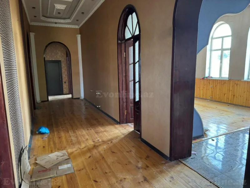 10 otaqlı həyət evi satılır — Xəzər r., Bakı - şəkil 12