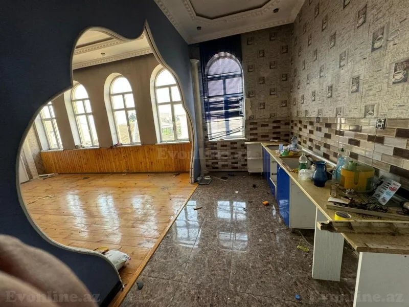 10 otaqlı həyət evi satılır — Xəzər r., Bakı - şəkil 21