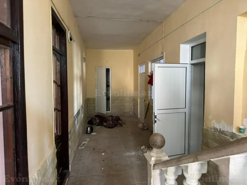 10 otaqlı həyət evi satılır — Xəzər r., Bakı - şəkil 26