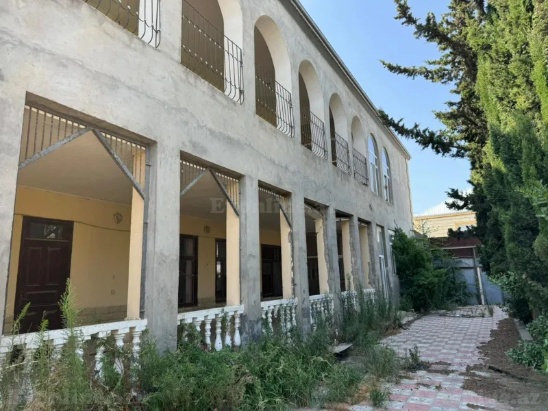 10 otaqlı həyət evi satılır — Xəzər r., Bakı - şəkil 27