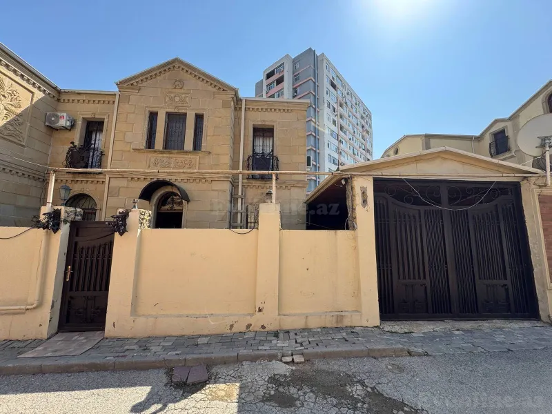4 otaqlı Həyət evi 150 m² Abşeron r. Satılır