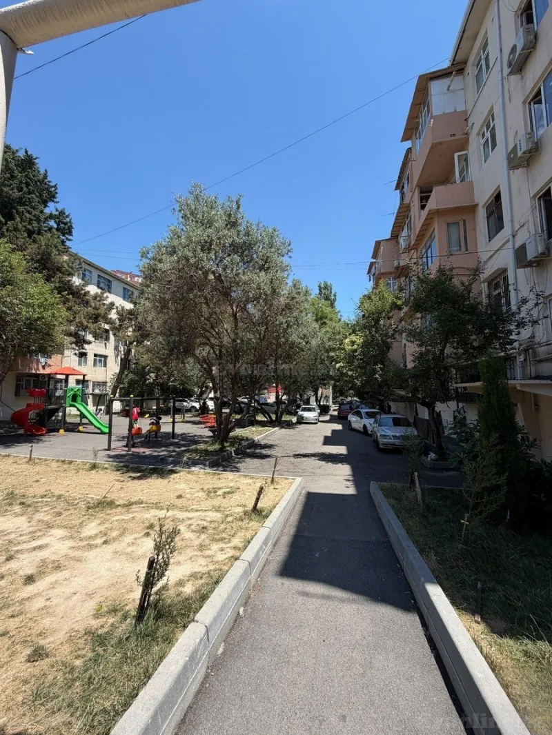 3 otaqlı Mənzil 60 m² Memar Əcəmi m. Satılır