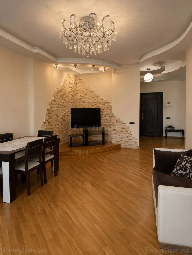 3 otaqlı Mənzil 148 m² Həzi Aslanov Satılır