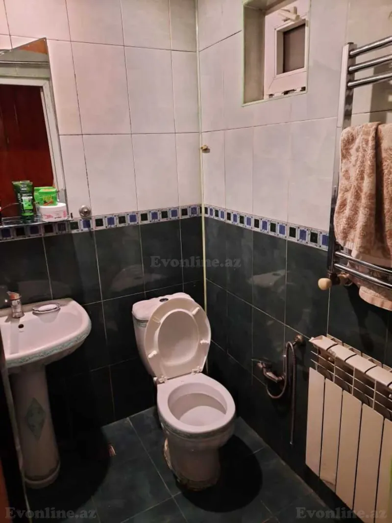 2 otaqlı köhnə tikili mənzil satılır — Elmlər Akademiyası m., Bakı - şəkil 2