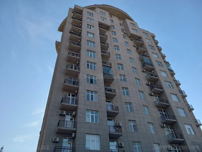 3 otaqlı Mənzil 141.2 m² Nəsimi r. Satılır