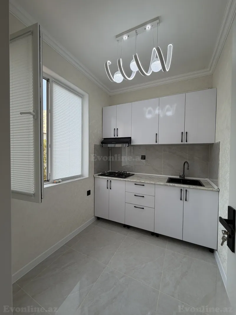 2 otaqlı köhnə tikili mənzil satılır — 4-cü mikrorayon, Bakı - şəkil 6