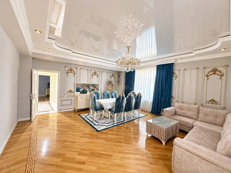 3 otaqlı Mənzil 130 m² 6-cı mikrorayon Satılır