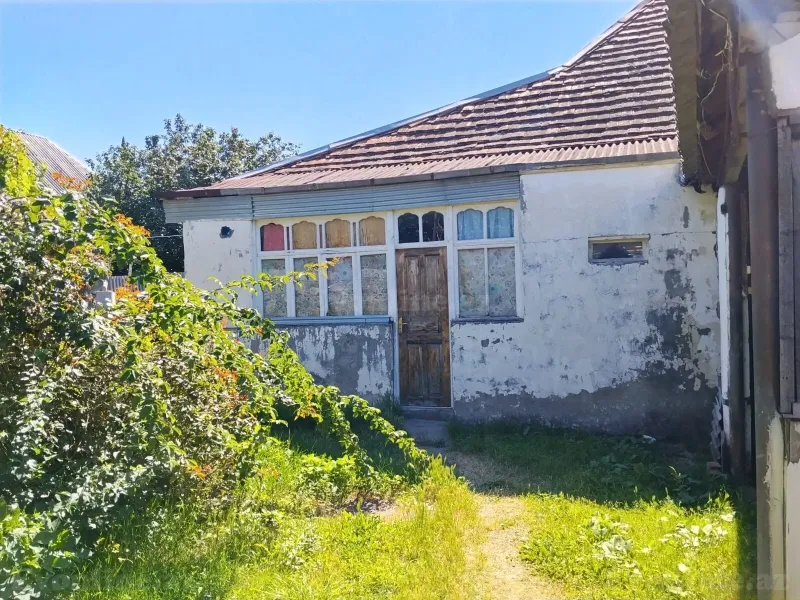 4 otaqlı həyət evi satılır — Oğuz - şəkil 2
