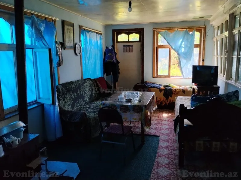 4 otaqlı həyət evi satılır — Oğuz - şəkil 4