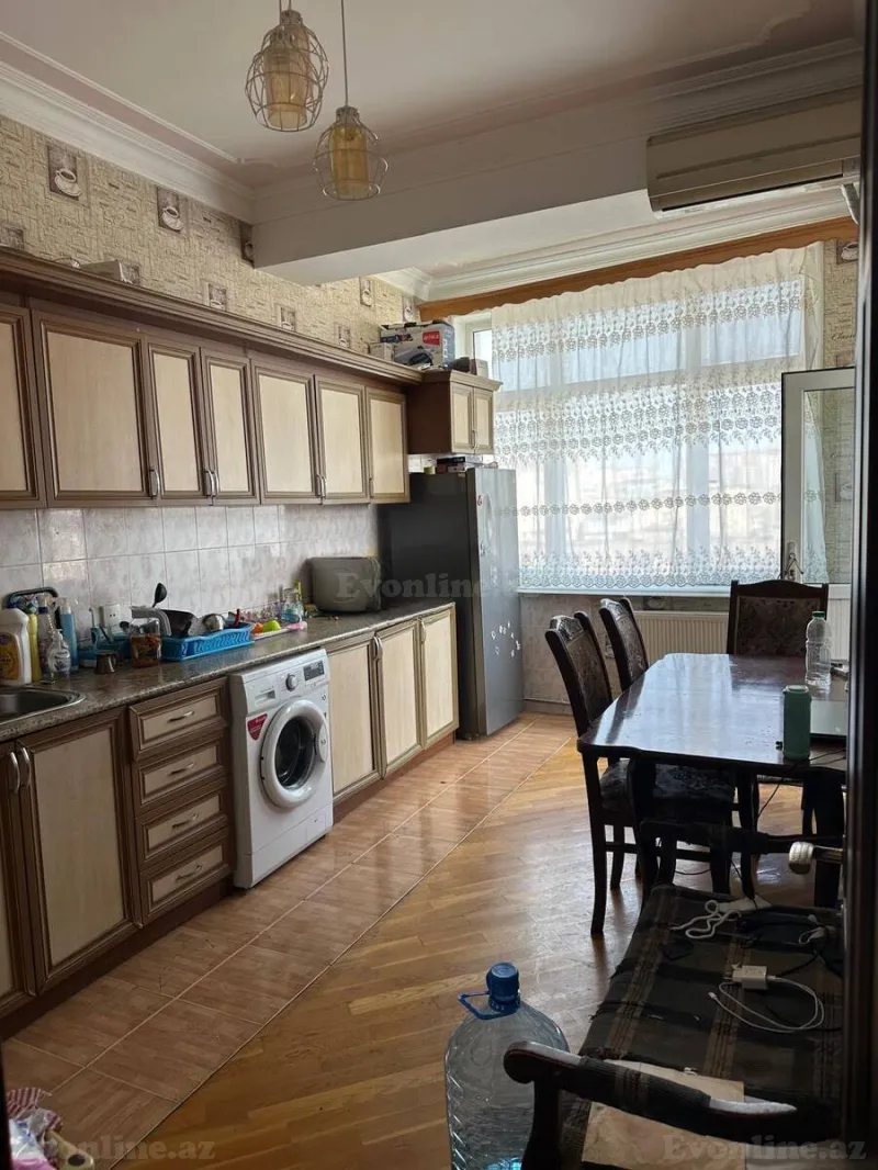 3 otaqlı Mənzil 97 m² Əhmədli m. Kirayə verilir