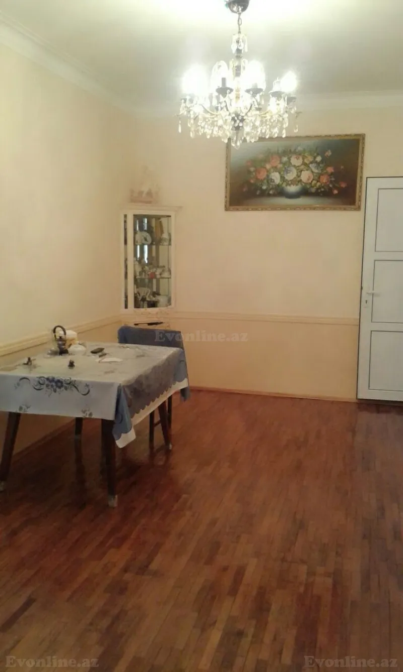 3 otaqlı köhnə tikili mənzil satılır — Xətai r., Bakı - şəkil 8