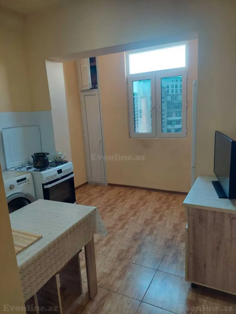 3 otaqlı köhnə tikili mənzil satılır — Xətai r., Bakı - şəkil 10