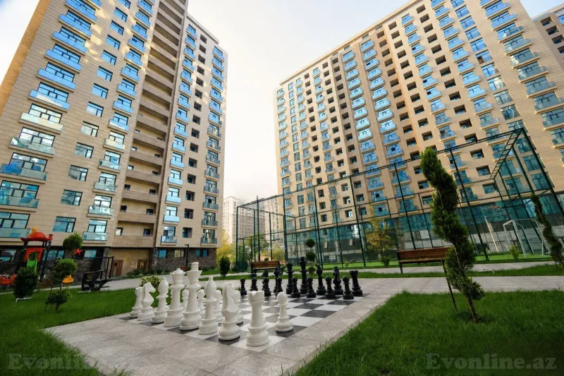 3 otaqlı Mənzil 120 m² 28 May m. Kirayə verilir