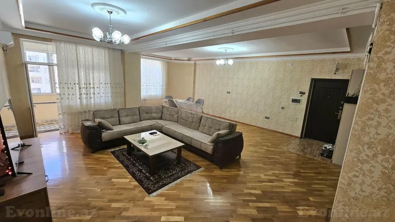 3 otaqlı Mənzil 132 m² 20 Yanvar m. Satılır