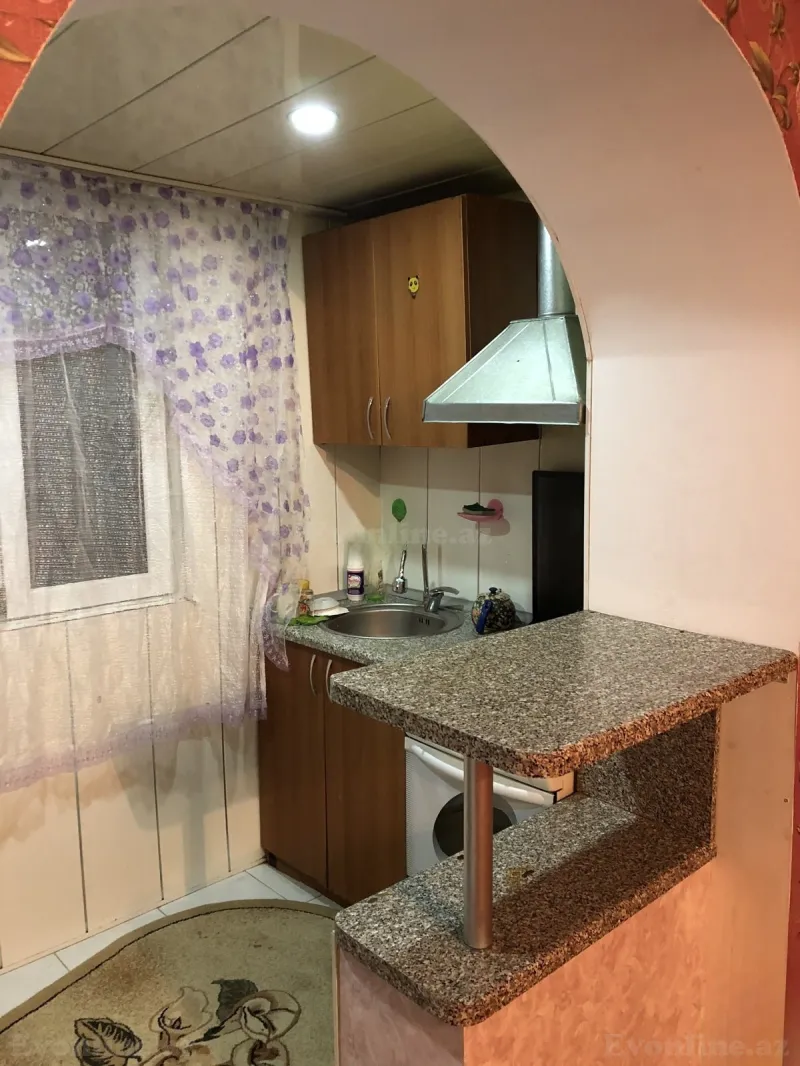 1 otaqlı köhnə tikili mənzil kirayə verilir — Elmlər Akademiyası m., Bakı - şəkil 3