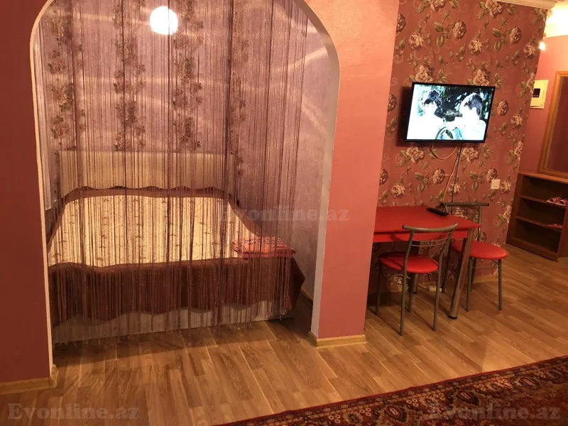 1 otaqlı köhnə tikili mənzil kirayə verilir — Elmlər Akademiyası m., Bakı - şəkil 5