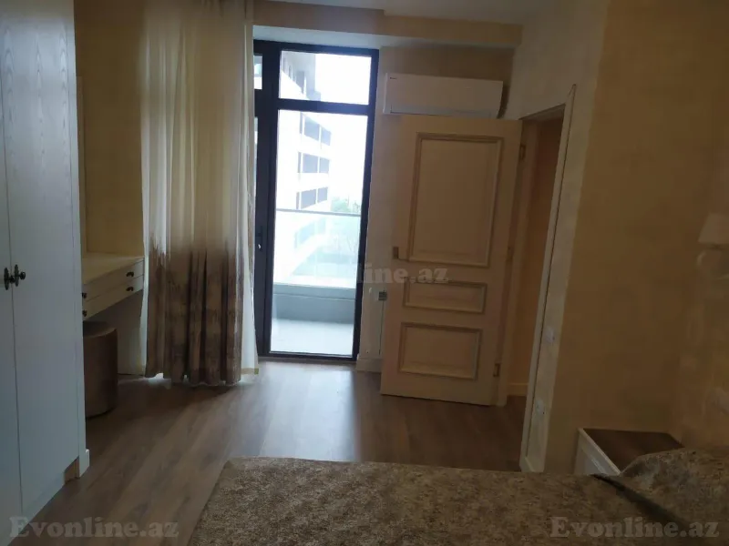3 otaqlı yeni tikili mənzil kirayə verilir — 8 Noyabr m., Bakı - şəkil 9