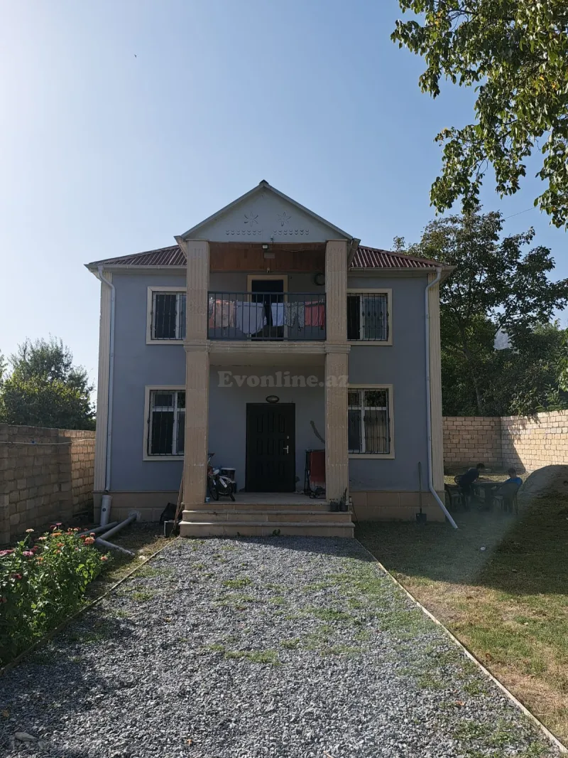 4 otaqlı həyət evi satılır — Qəbələ