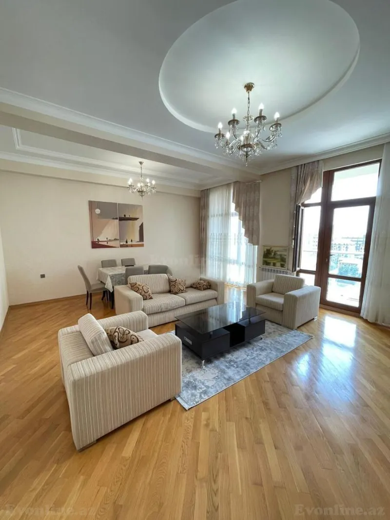 3 otaqlı Mənzil 130 m² Nəsimi r. Kirayə verilir