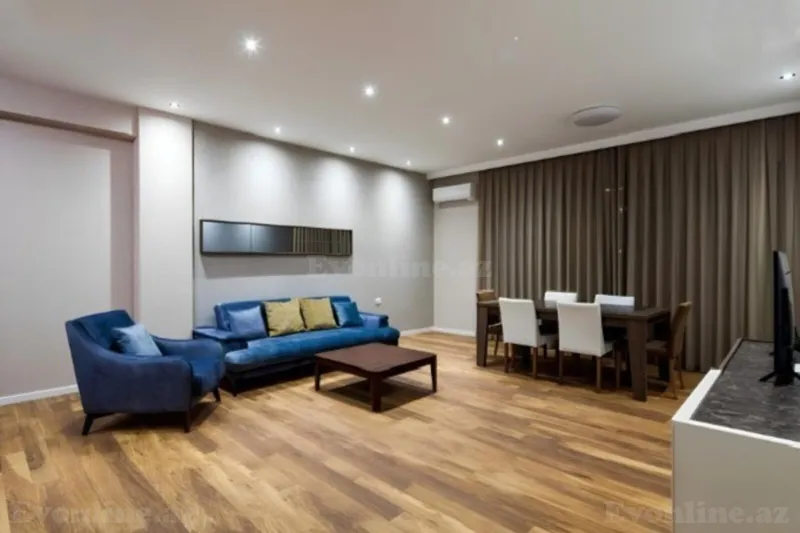 2 otaqlı Mənzil 95 m² 28 May m. Kirayə verilir