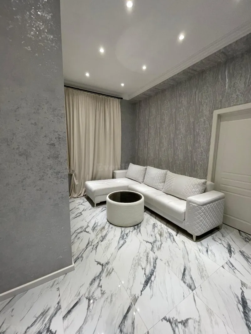 6 otaqlı həyət evi satılır — Badamdar, Bakı - şəkil 4