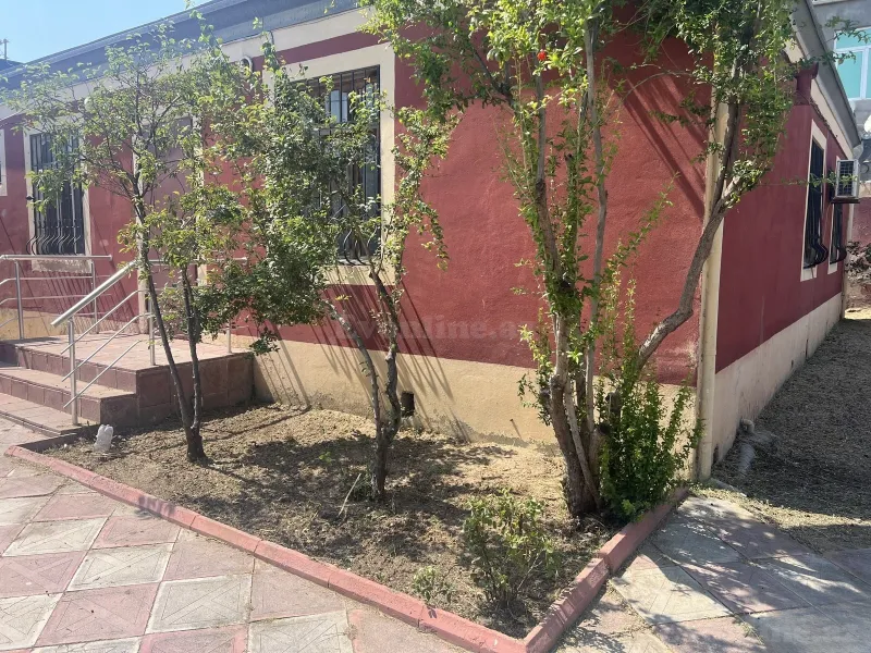 4 otaqlı həyət evi satılır — Binəqədi, Bakı - şəkil 2
