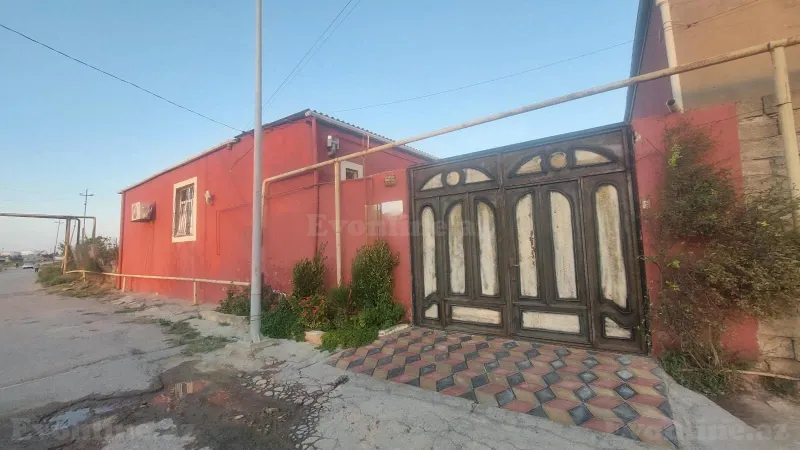 4 otaqlı həyət evi satılır — Qaraçuxur, Bakı