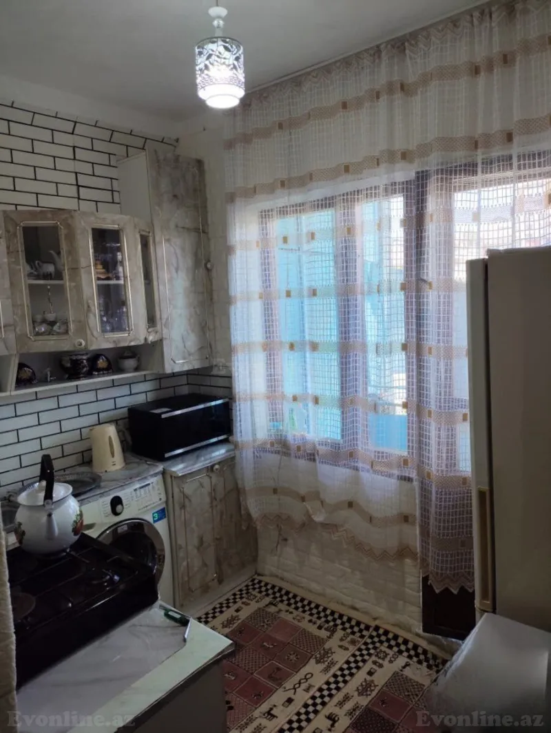 3 otaqlı köhnə tikili mənzil satılır — Həzi Aslanov m., Bakı - şəkil 12