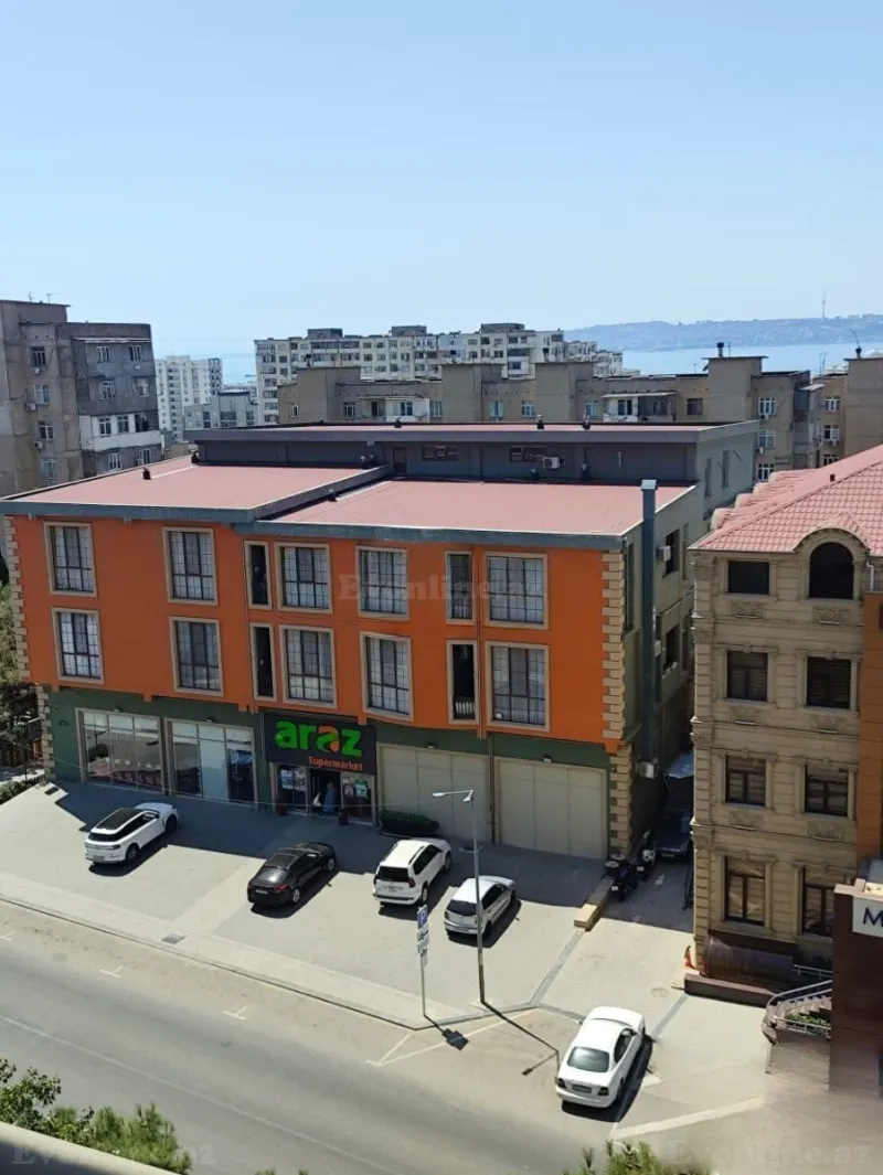3 otaqlı köhnə tikili mənzil satılır — Həzi Aslanov m., Bakı - şəkil 16