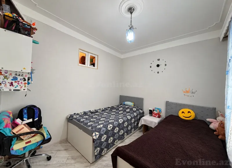 4 otaqlı köhnə tikili mənzil satılır — Yeni Günəşli, Bakı - şəkil 8