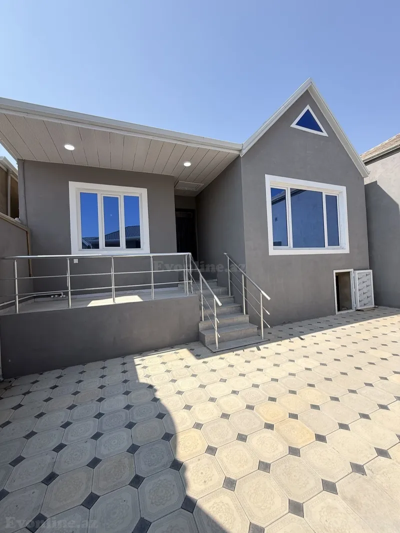 4 otaqlı Həyət evi 100 m² Binə Satılır