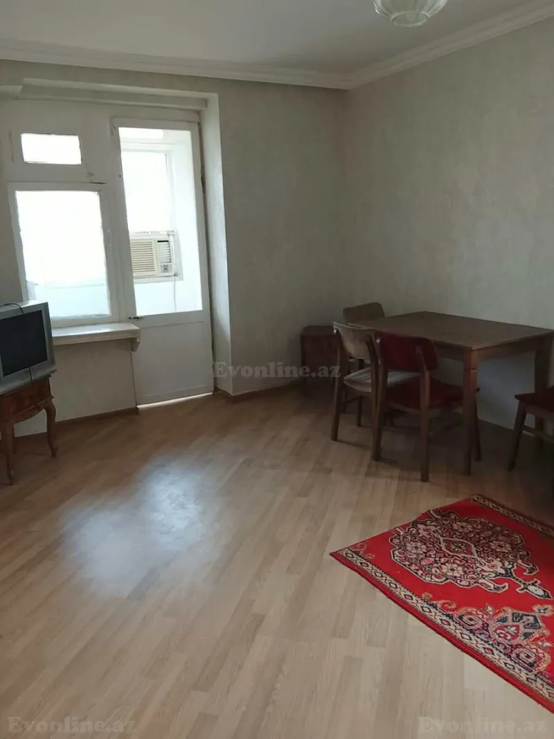 1 otaqlı köhnə tikili mənzil satılır — Yeni Yasamal, Bakı - şəkil 4