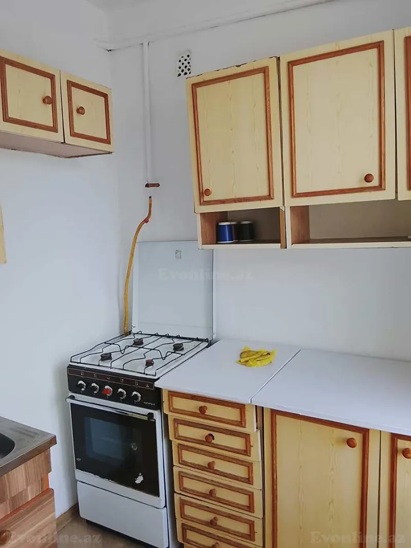 1 otaqlı köhnə tikili mənzil satılır — Yeni Yasamal, Bakı - şəkil 18