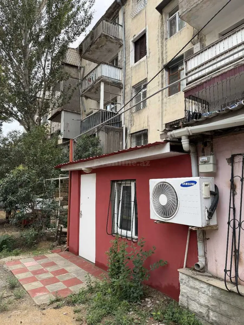 1 otaqlı Mənzil 32 m² Elmlər Akademiyası m. Satılır
