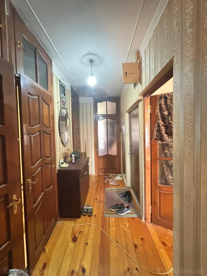 3 otaqlı köhnə tikili mənzil satılır — Qara Qarayev m., Bakı - şəkil 5