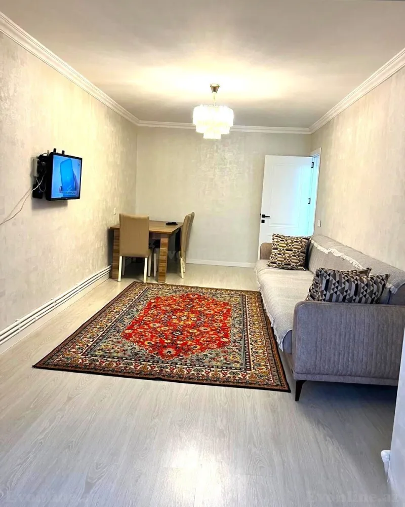 3 otaqlı Mənzil 70 m² 8-ci kilometr Satılır
