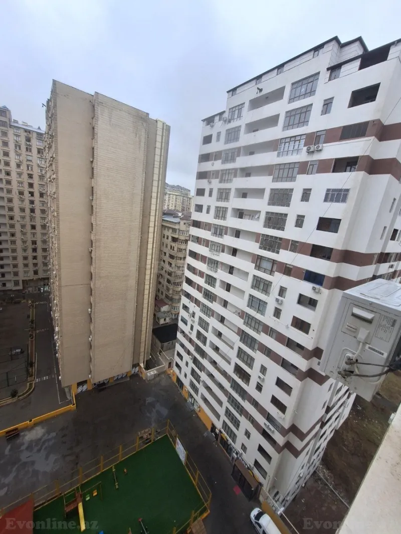 3 otaqlı Mənzil 110 m² 20 Yanvar m. Kirayə verilir